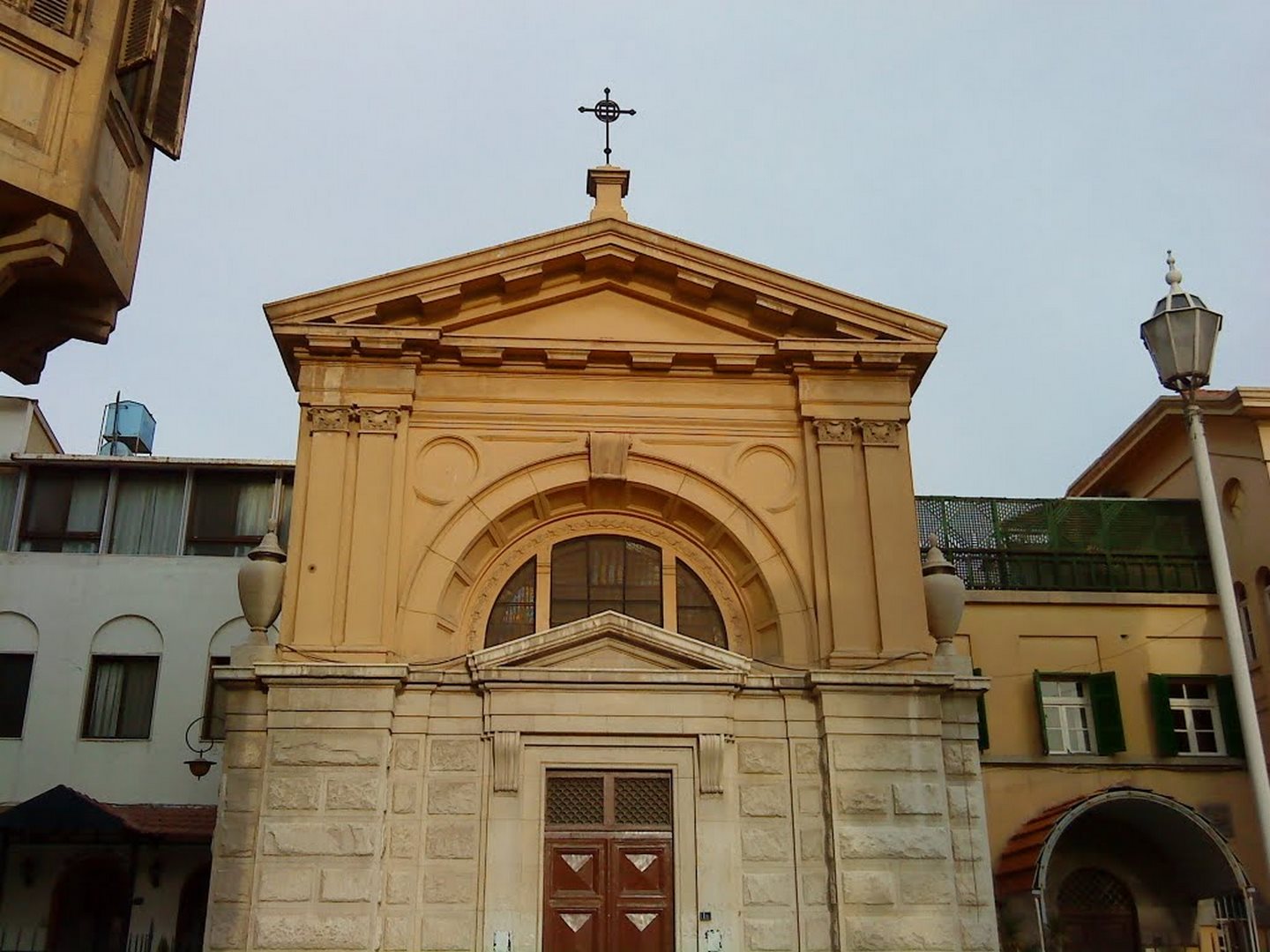 Un bacio all'ospedale italiano di Damasco