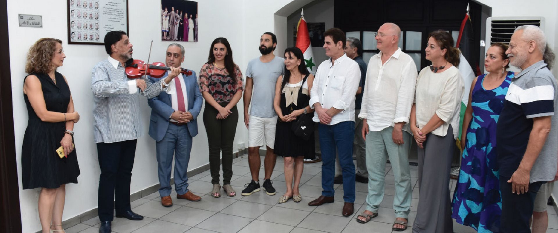 تغطية جريدة الوطن السورية لزيارة وفد جمعية البندقية إلى نقابة الفنانين