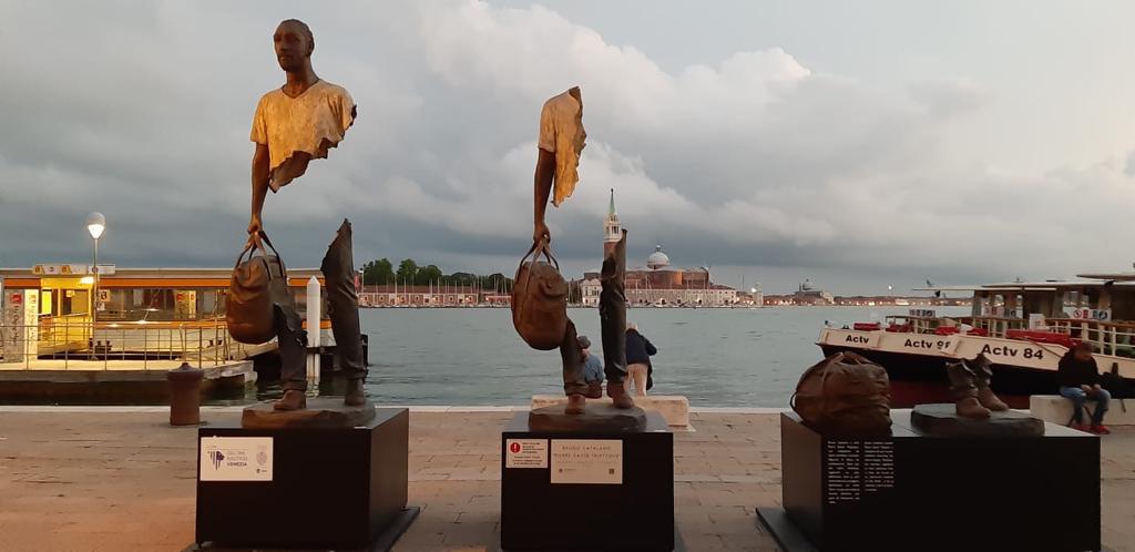 أعمال الفنان برونو كاتالانو