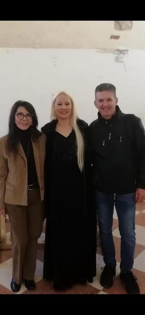 جمعيتنا وكتاب السيرك الميتافيزيقي