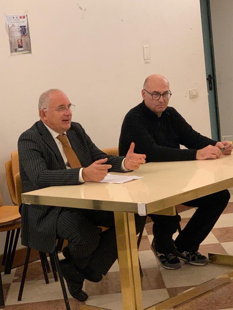 جمعيتنا وكتاب السيرك الميتافيزيقي