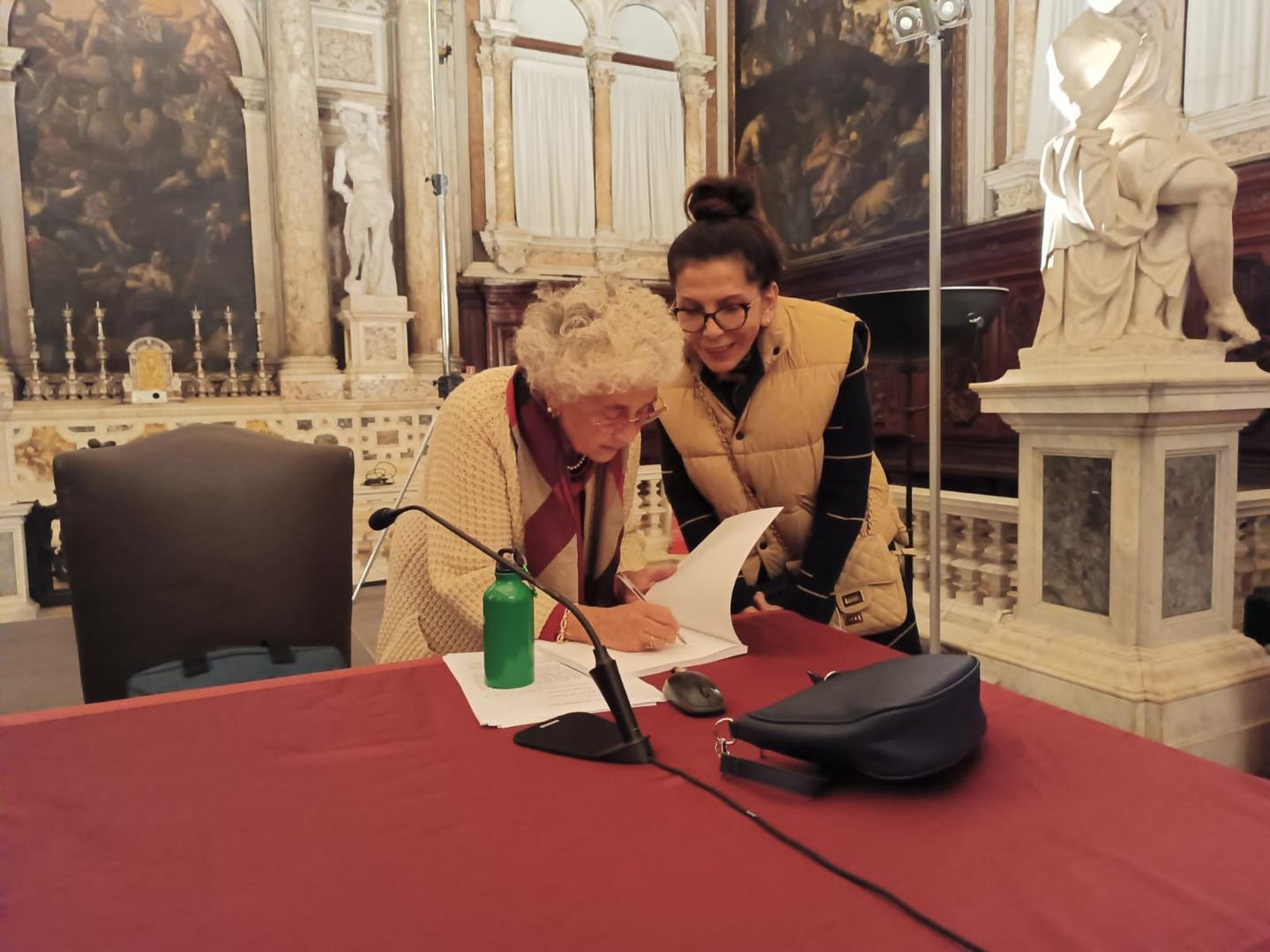 البروفيسورة روساني و الفن الليبيرتي المعماري