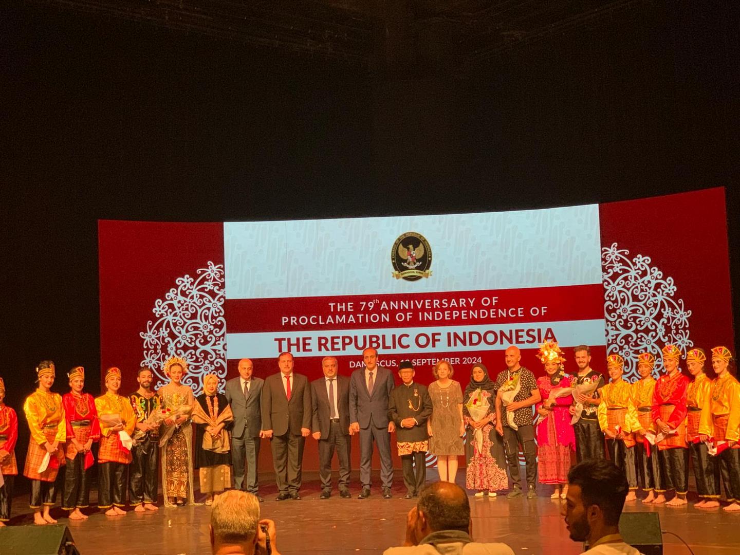 سلام إيطالي عربي إلى أندونيسيا 