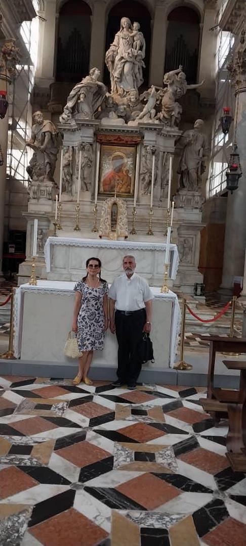 الكنيسة تعني الرعية الكنيسة تعني الرعية