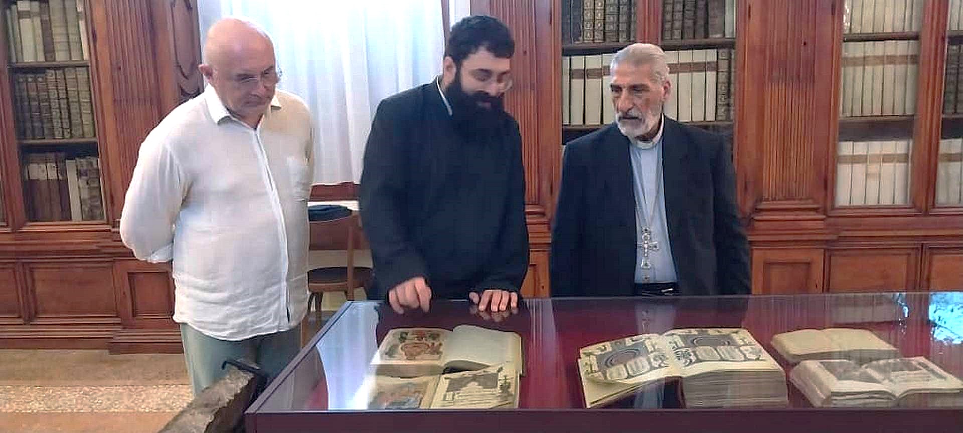 الكنيسة تعني الرعية