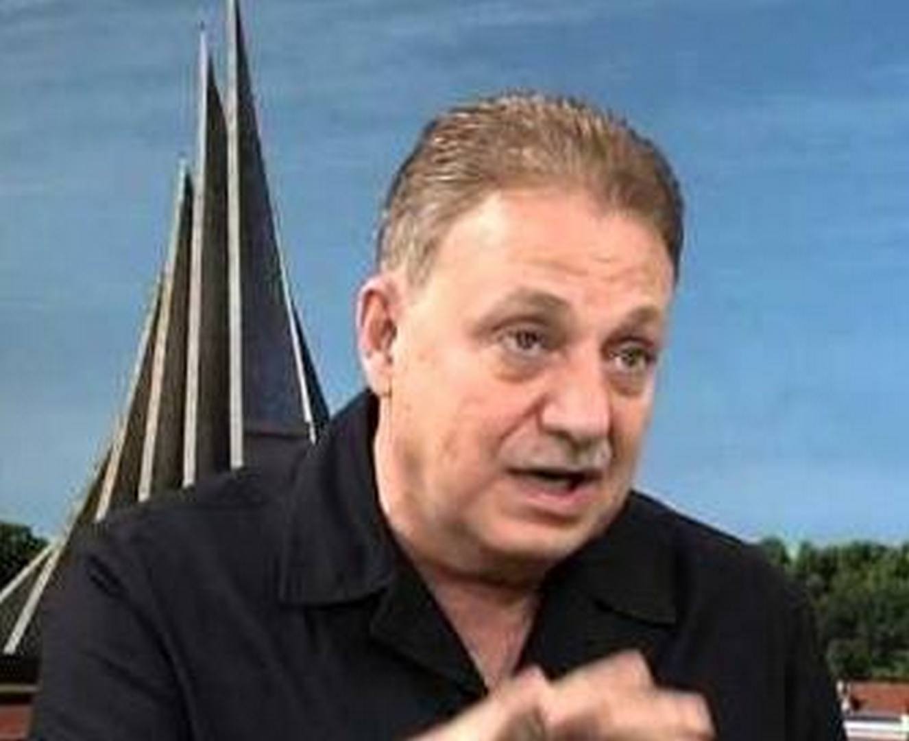 على أنغام رقصة التانغو: ترامب يهزّ العالم اقتصادياً