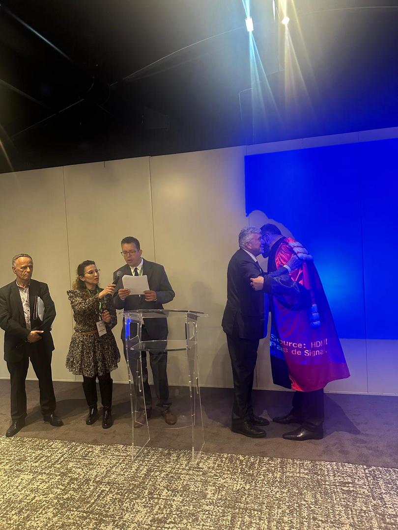 Nostra associazione è Premiat a Lione-Francia Nostra associazione è Premiat a Lione-Francia
