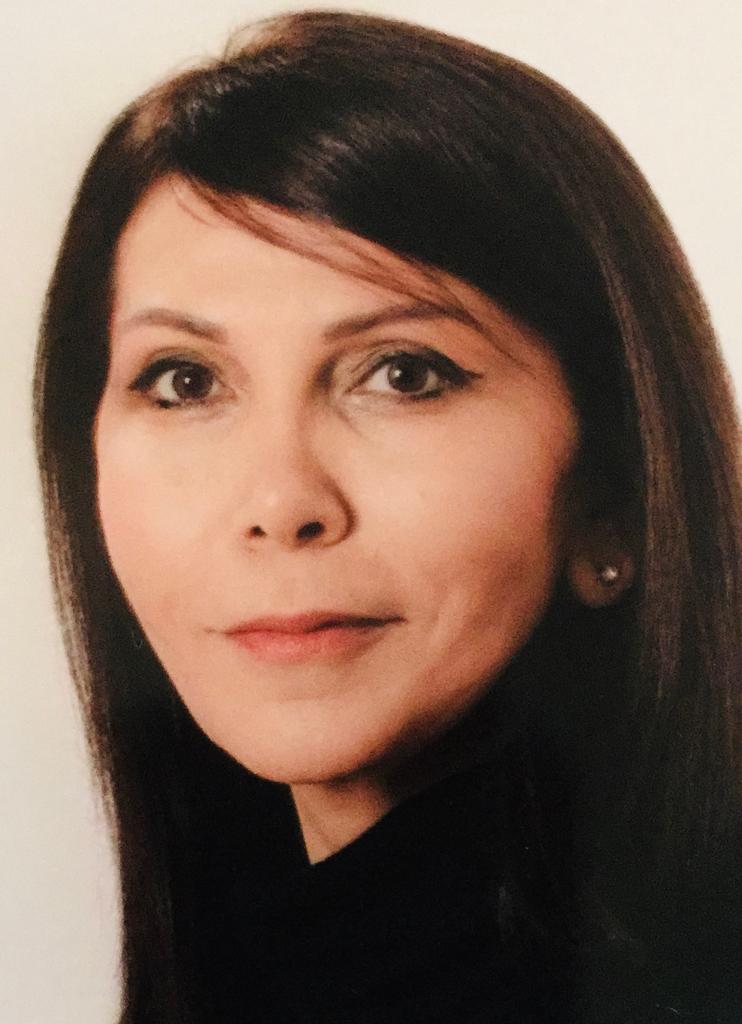 الخالق يسكننا